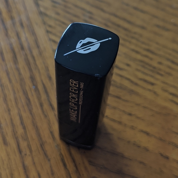 Make Up Forever Lipstick - Picture 6 of 6